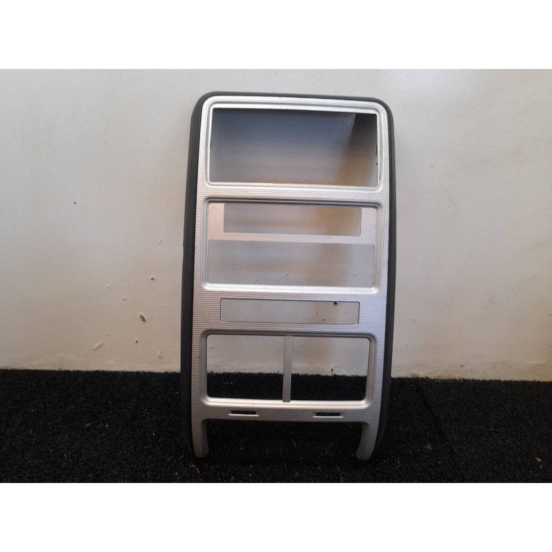 Recambio de consola central para dodge journey sxt referencia OEM IAM   