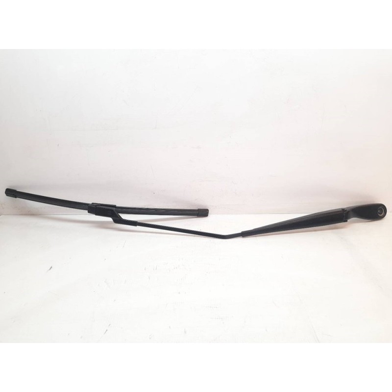 Recambio de brazo limpia delantero izquierdo para volvo s40 berlina 2.0 d momentum referencia OEM IAM   