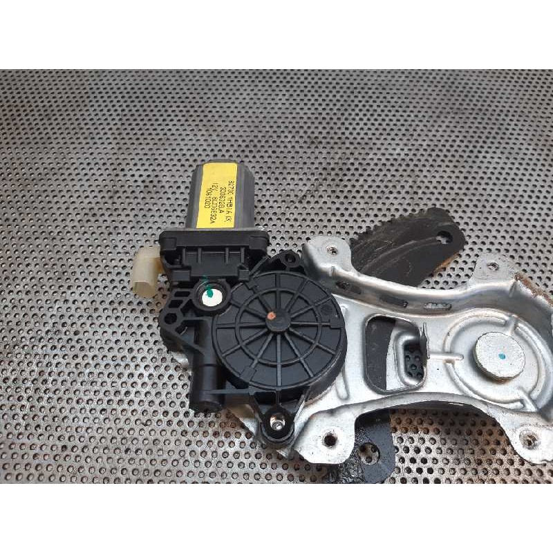 Recambio de elevalunas delantero derecho para nissan micra (k13) acenta referencia OEM IAM - Rojo 2