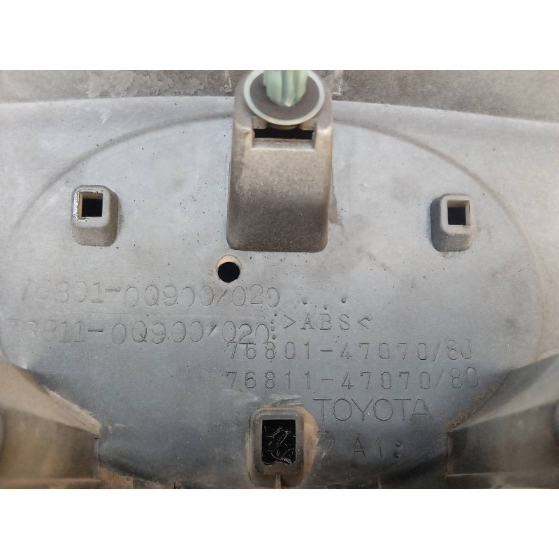 Recambio de molduras traseras para toyota prius (nhw30) advance referencia OEM IAM 7680100900 768014707080 - Blanco 2