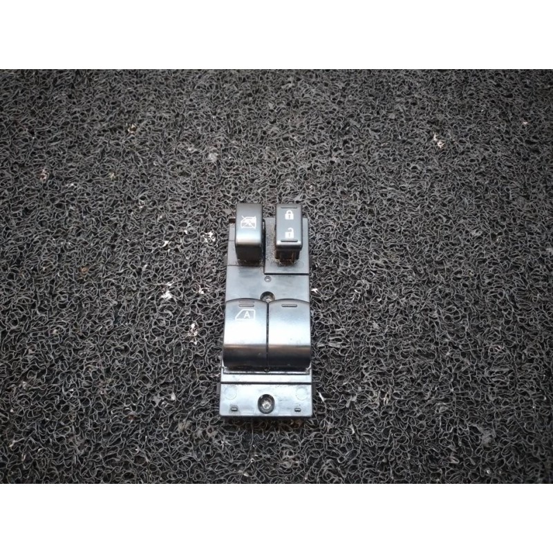 Recambio de mando elevalunas delantero izquierdo para nissan micra (k13) acenta referencia OEM IAM   
