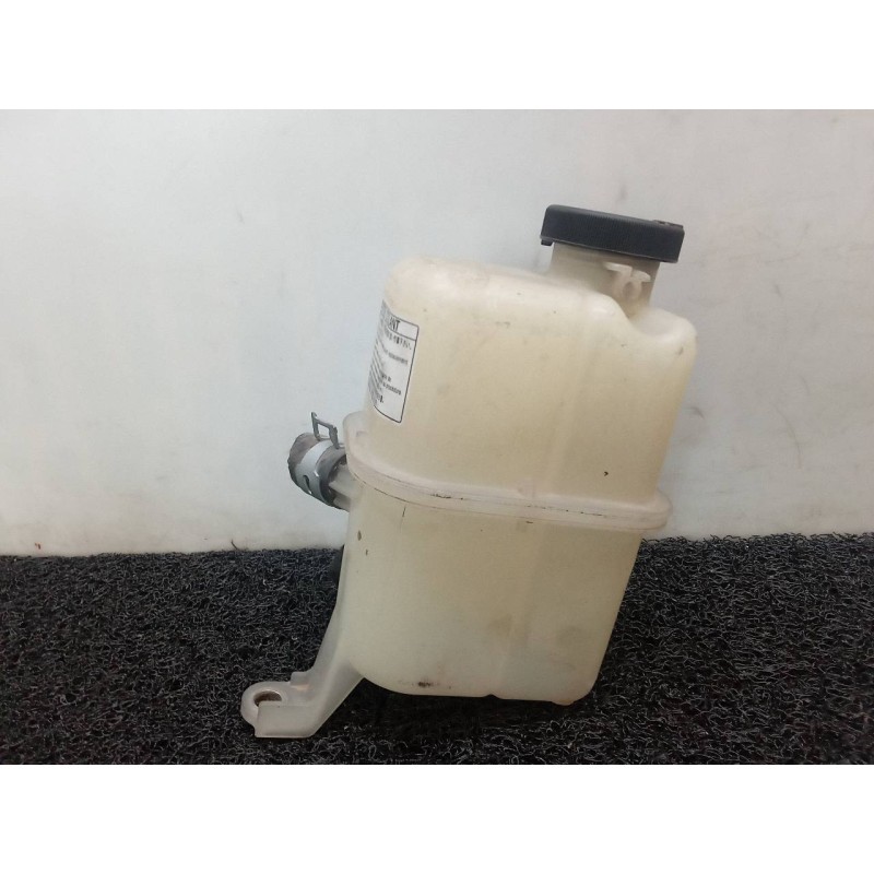 Recambio de deposito expansion para toyota prius (nhw30) advance referencia OEM IAM - Blanco 2