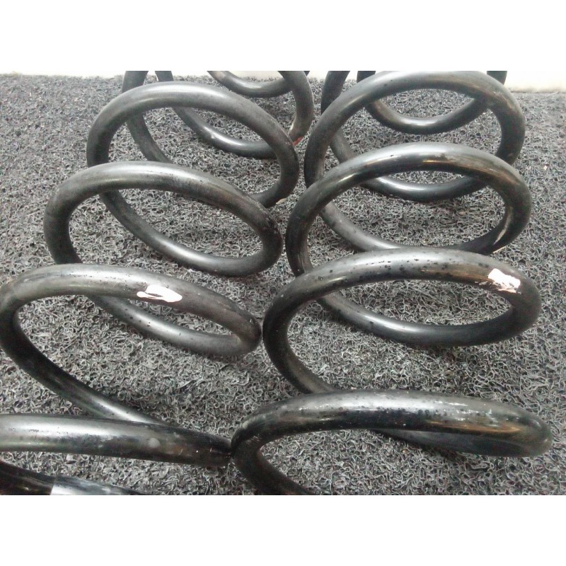 Recambio de muelle amortiguacion para toyota prius (nhw30) advance referencia OEM IAM - Blanco 2