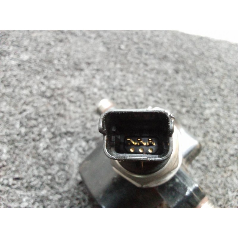 Recambio de rampa inyectora para ford transit connect (tc7) furgón (2006) referencia OEM IAM 4M5Q9D280DB - Blanco 2