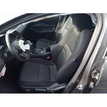 ASIENTO DELANTERO IZQUIERDO 