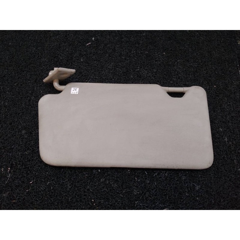 Recambio de parasol izquierdo para nissan micra (k13) acenta referencia OEM IAM   