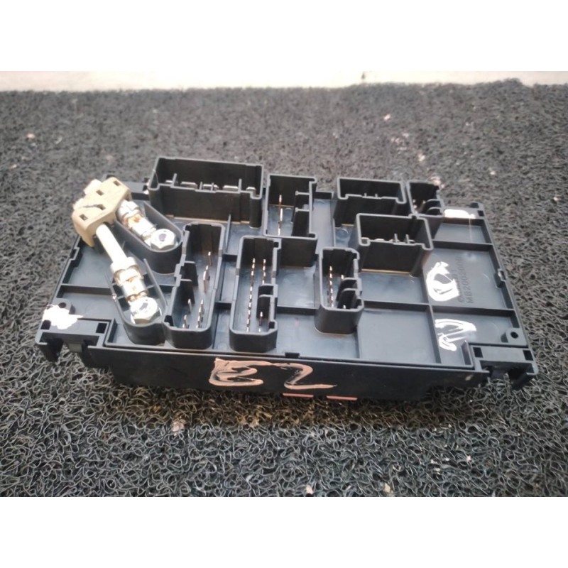 Recambio de caja reles / fusibles para subaru tribeca b9 limited referencia OEM IAM 82231XA04A 710071 - Gris 4