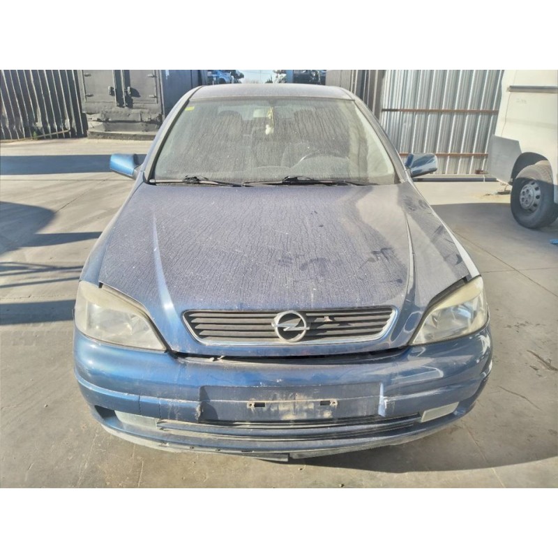 opel astra g berlina del año 2001