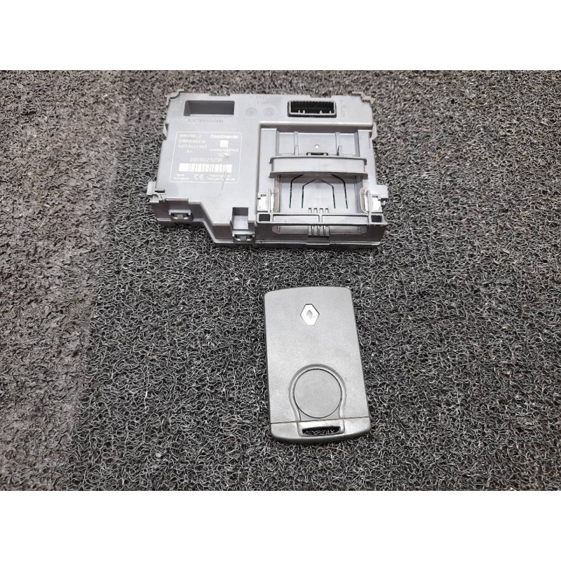 Recambio de antirrobo / llave contacto para renault clio iv technofeel referencia OEM IAM 285902325R S180151002G A2C53424963 - Gris 3