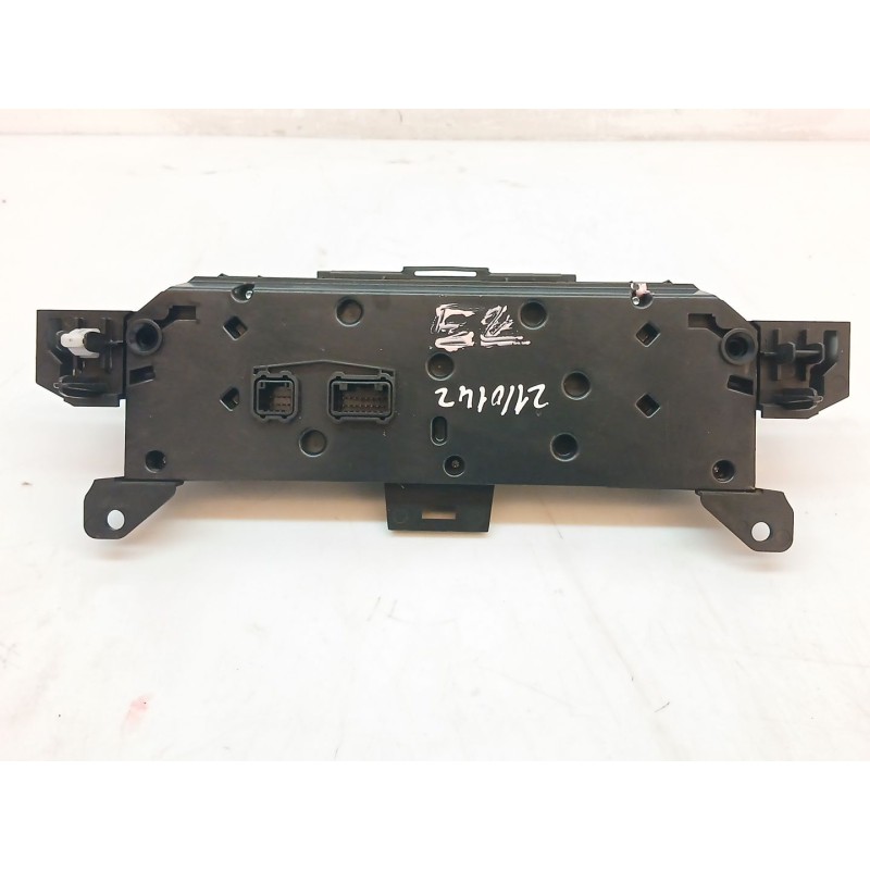 Recambio de mando climatizador para mazda cx-30 selection 2wd referencia OEM IAM A2C17448803 3