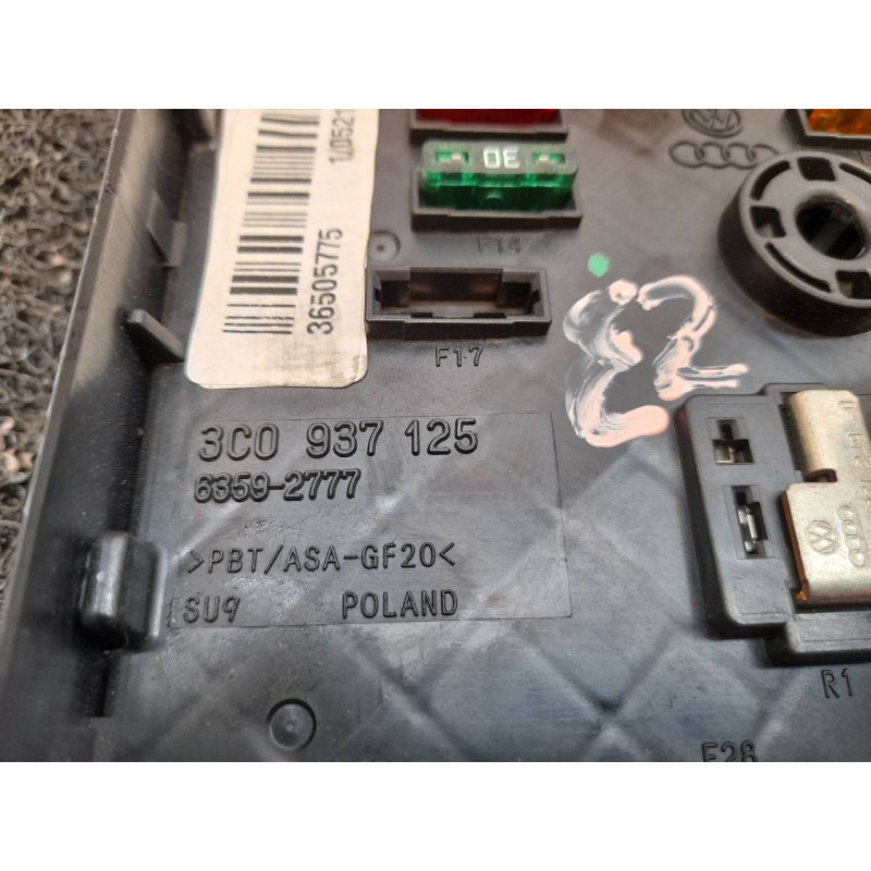 Recambio de caja reles / fusibles para volkswagen passat variant (3c5) advance referencia OEM IAM 3C0937125 63592777 3