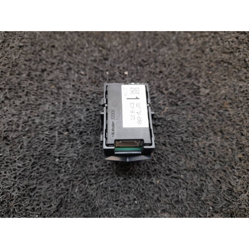 Recambio de mando elevalunas delantero derecho para mazda cx-30 selection 2wd referencia OEM IAM 9187T1A BDGF6637 4