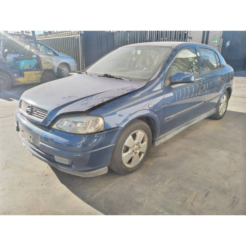 opel astra g berlina del año 2001