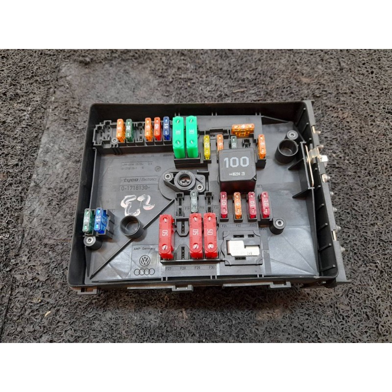 Recambio de caja reles / fusibles para volkswagen touran (1t2) edition referencia OEM IAM 1E190708962  