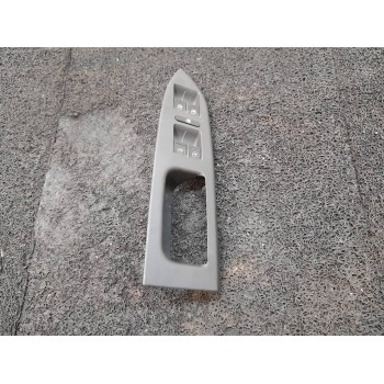 MANDO ELEVALUNAS DELANTERO IZQUIERDO 1K4959857B 