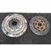 Recambio de kit embrague para mitsubishi galant berlina (ea0) 2000 gls climatizado referencia OEM IAM MB13  VALEO