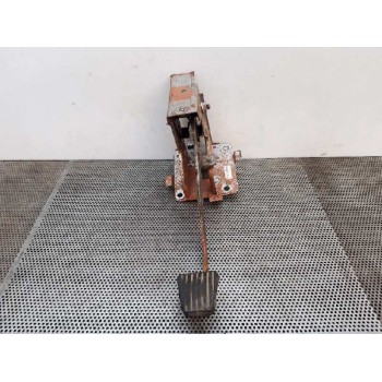 PEDAL EMBRAGUE 