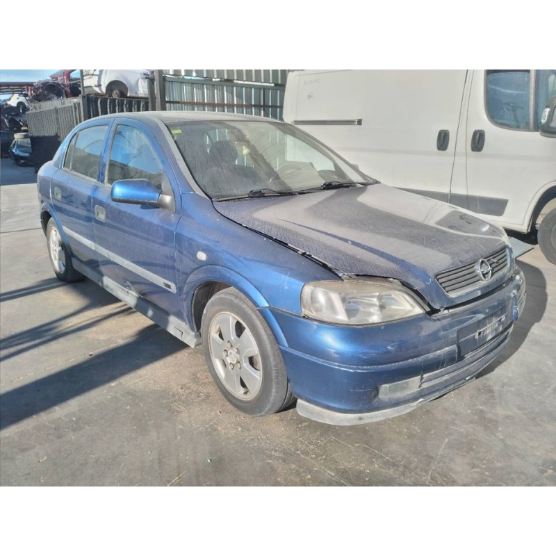 opel astra g berlina del año 2001