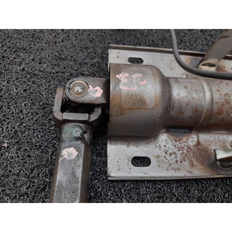Recambio de columna direccion para lancia lancia y elefantino referencia OEM IAM - Rojo 2