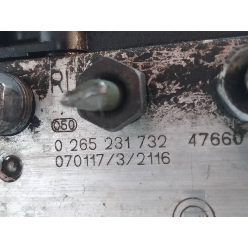 Recambio de abs para nissan note (e11e) acenta referencia OEM IAM 0265231732 476609U100 BOSCH 2