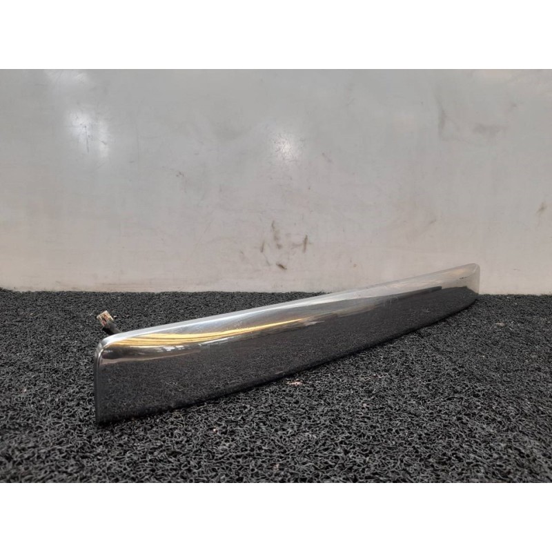 Recambio de molduras traseras para nissan x-trail (t30) comfort referencia OEM IAM - Gris 3