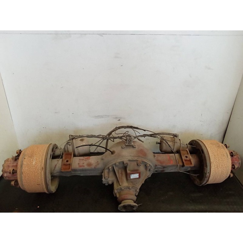 Recambio de puente trasero para iveco eurocargo tector chasis  (modelo 80 e 17) tráfico urbano referencia OEM IAM 22E01 8261355 