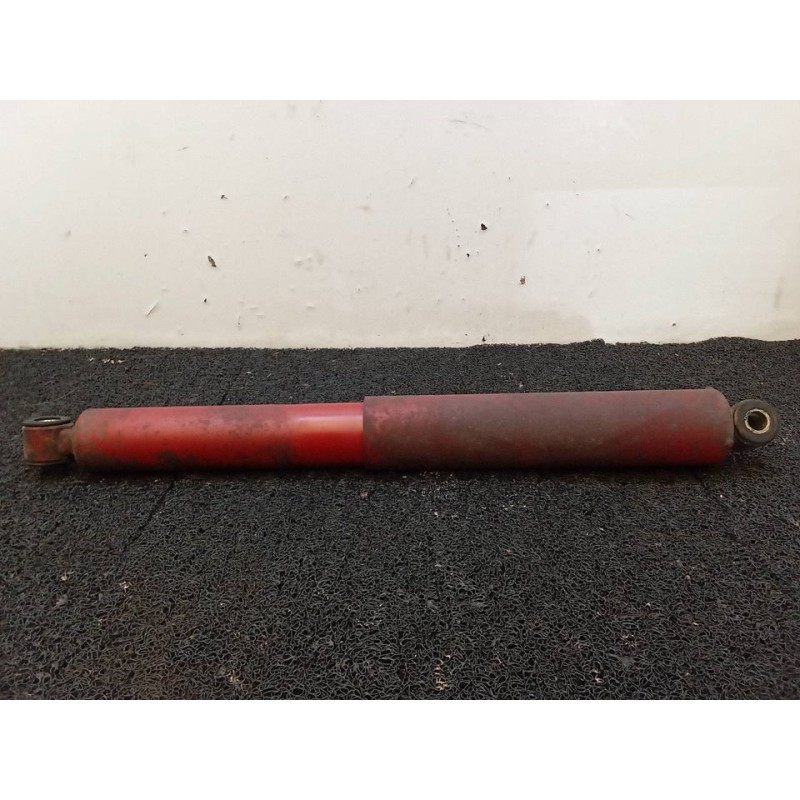 Recambio de amortiguador trasero derecho para iveco eurocargo tector chasis  (modelo 80 e 17) tráfico urbano referencia OEM IAM 