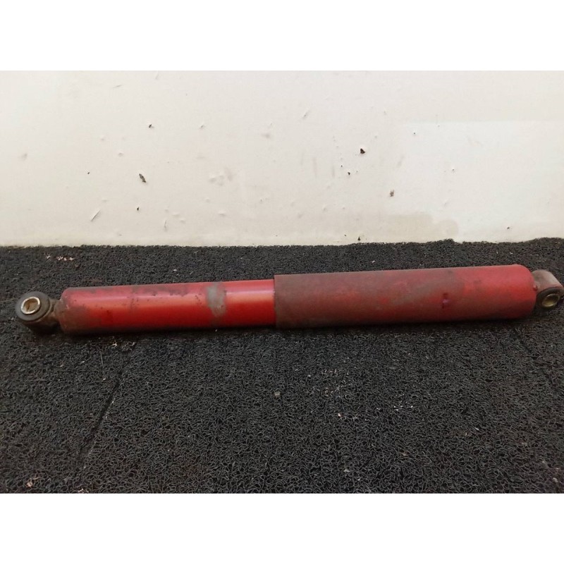 Recambio de amortiguador trasero izquierdo para iveco eurocargo tector chasis  (modelo 80 e 17) tráfico urbano referencia OEM IA