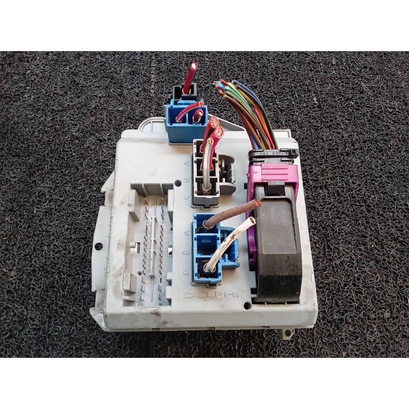 Recambio de caja reles / fusibles para fiat linea (110) dynamic referencia OEM IAM 51799849 - Azul 2