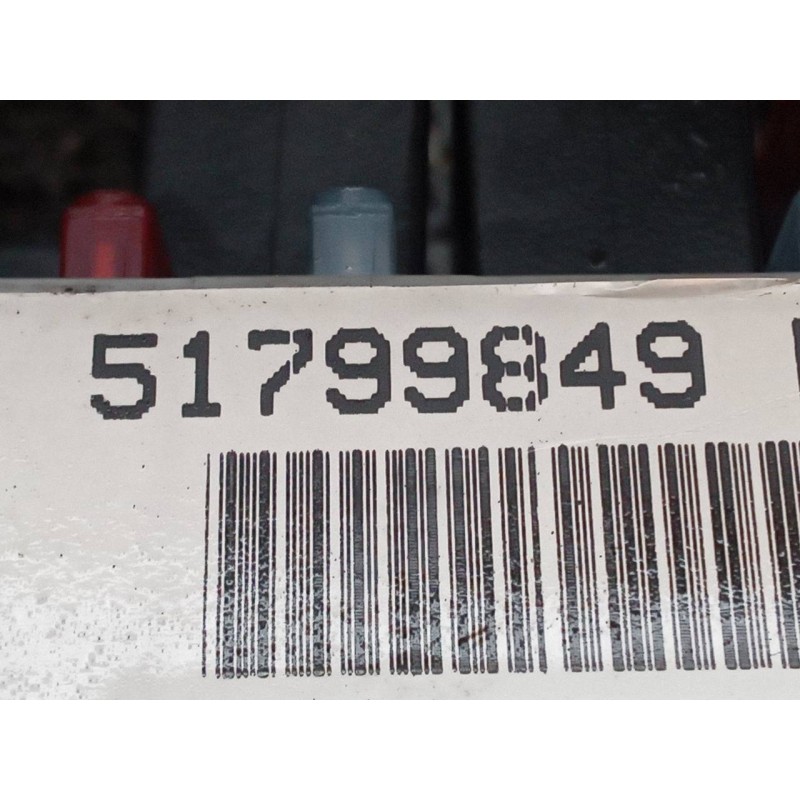 Recambio de caja reles / fusibles para fiat linea (110) dynamic referencia OEM IAM 51799849 - Azul 3