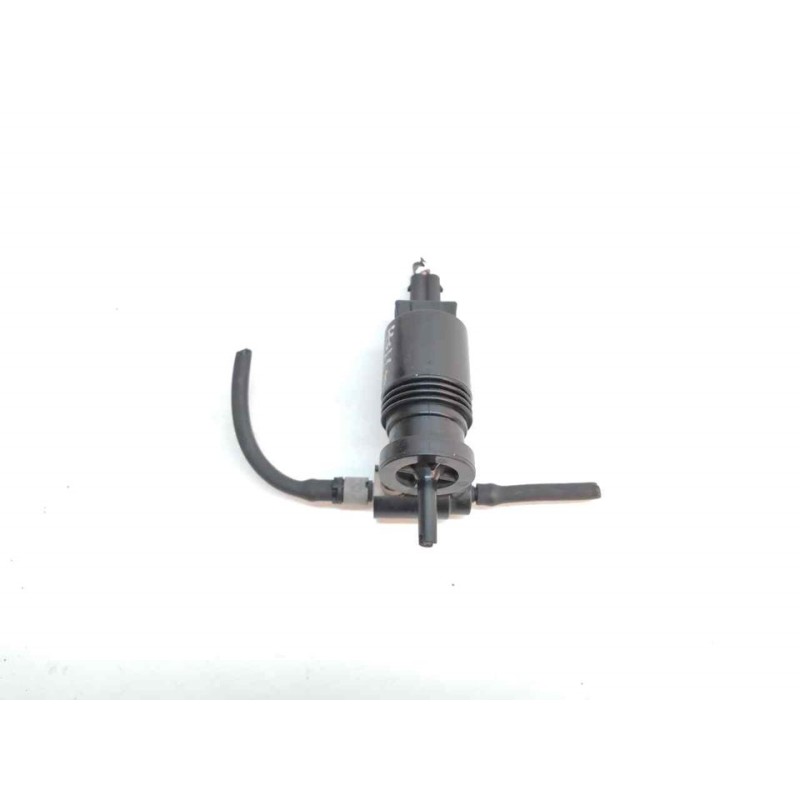 Recambio de bomba limpia para nissan note (e11e) acenta referencia OEM IAM   