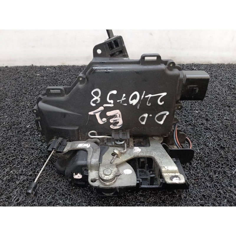 Recambio de cerradura puerta delantera derecha para skoda octavia berlina (1u2) 1.9 tdi glx referencia OEM IAM 4