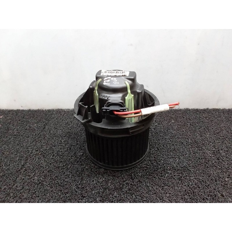Recambio de motor calefaccion para peugeot 207 urban referencia OEM IAM N102992G G204 VALEO