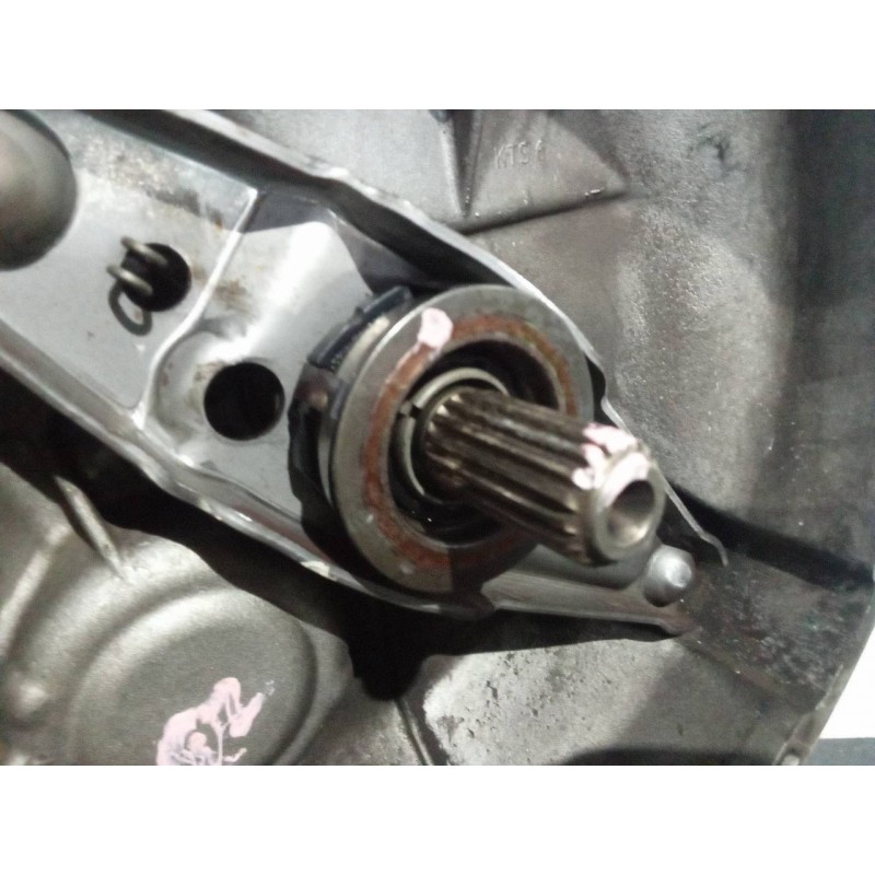 Recambio de caja cambios para smart coupe básico (45kw) referencia OEM IAM 03020100983 - Blanco 7