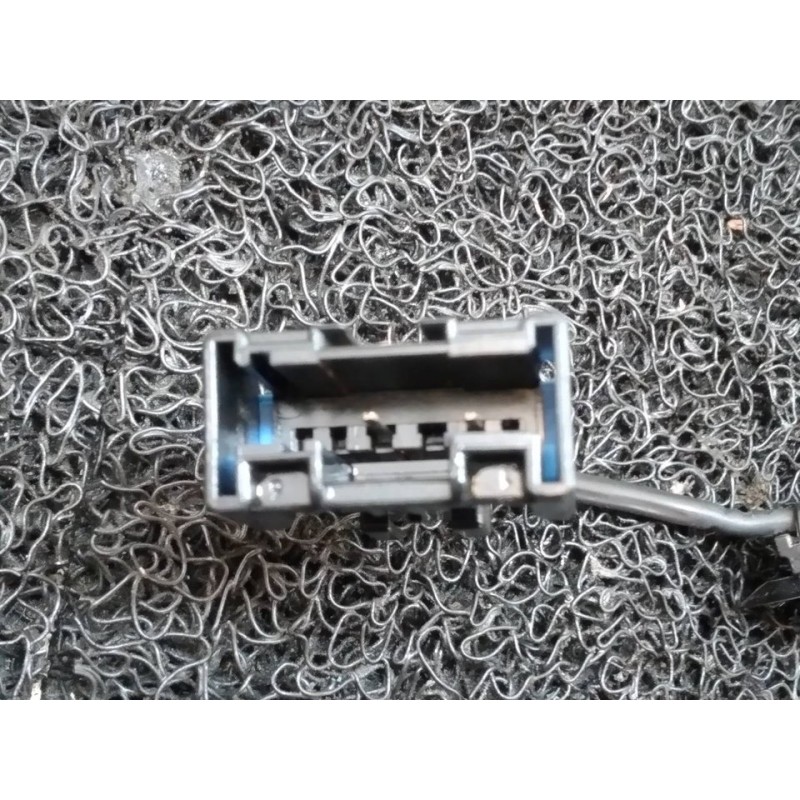 Recambio de enganche cinturon delantero izquierdo para citroën berlingo station wagon live edition referencia OEM IAM 9677323877 - Blanco 3