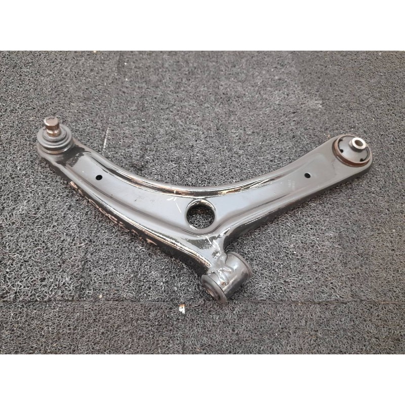 Recambio de brazo suspension inferior delantero derecho para dodge caliber sxt referencia OEM IAM   