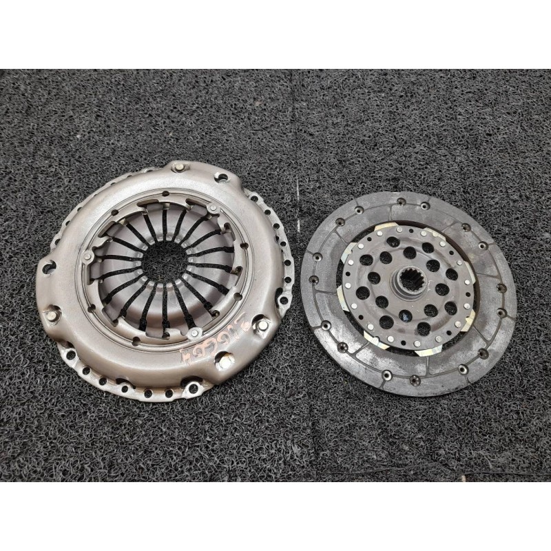 Recambio de kit embrague para opel astra g berlina elegance referencia OEM IAM 11E161  LUIK - Rojo 3