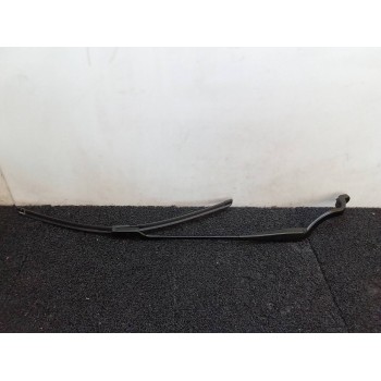BRAZO LIMPIA DELANTERO DERECHO 6M2117526CC 