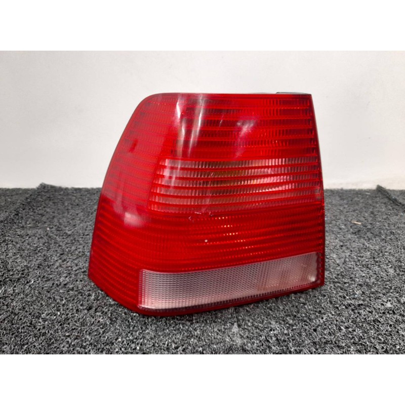 Recambio de piloto trasero izquierdo para volkswagen bora berlina (1j2) conceptline referencia OEM IAM 3