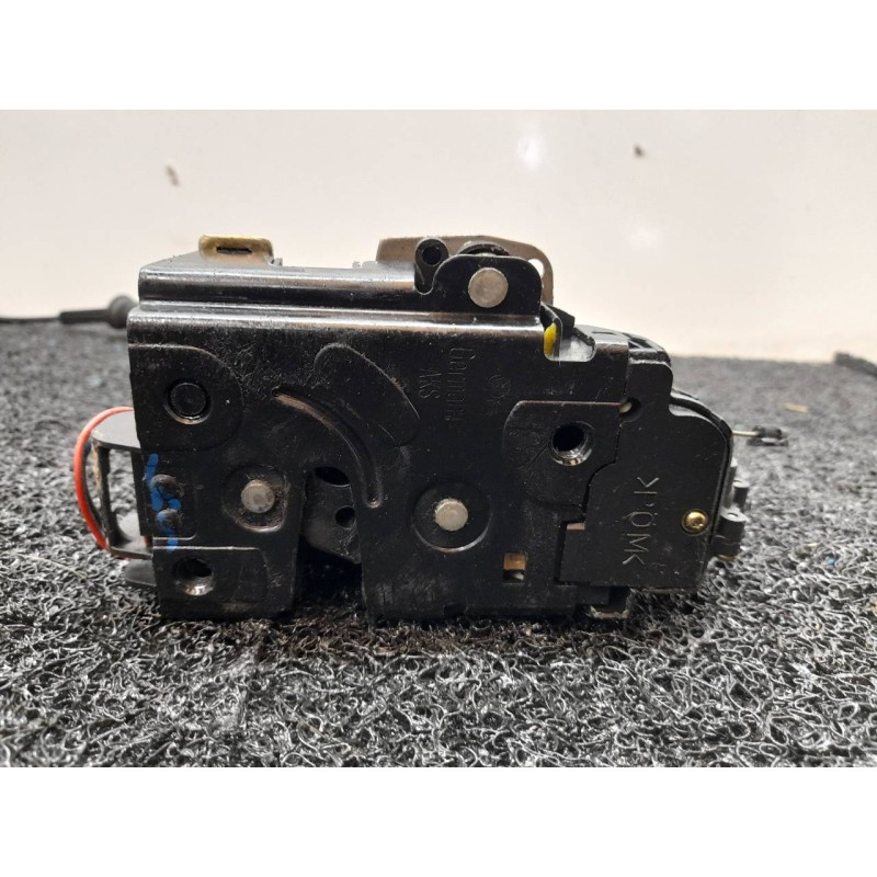 Recambio de cerradura puerta trasera izquierda para volkswagen bora berlina (1j2) conceptline referencia OEM IAM 3