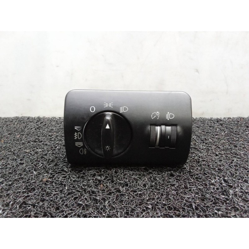 Recambio de mando luces para audi a6 avant (4b5) 1.9 tdi referencia OEM IAM 4B1941531C 04052403 