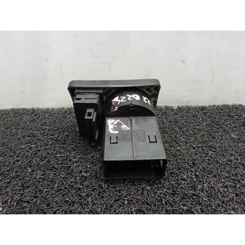 Recambio de mando luces para audi a6 avant (4b5) 1.9 tdi referencia OEM IAM 4B1941531C 04052403 2
