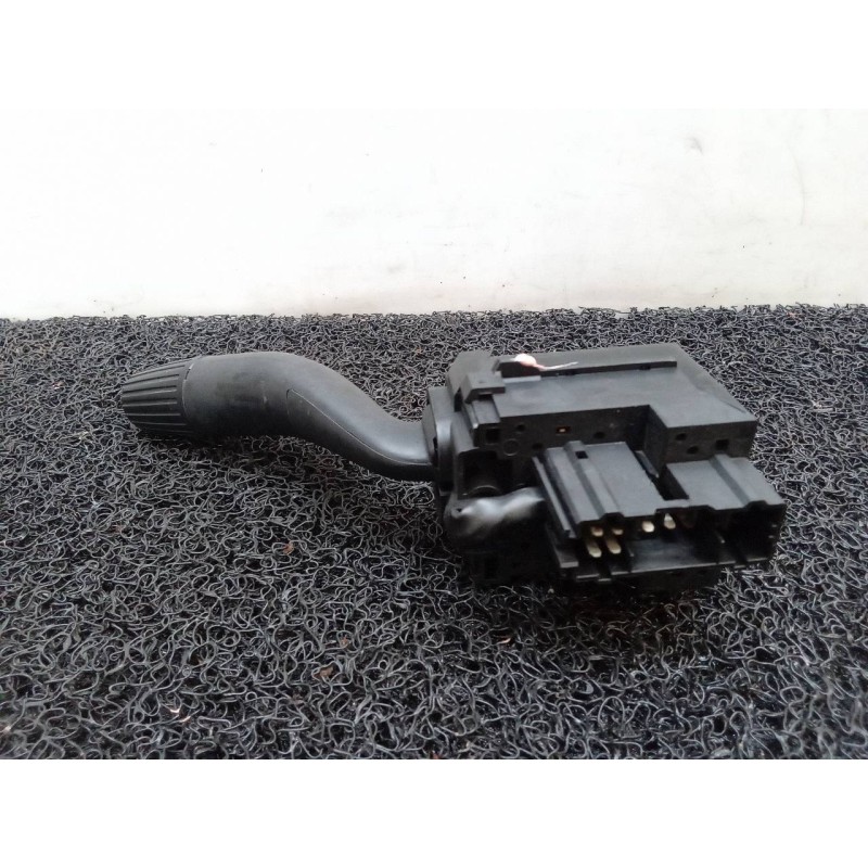 Recambio de mando limpia para honda civic berlina 3 (ep1/2) 1.4i ls referencia OEM IAM M18634CBSS2H - Rojo 2