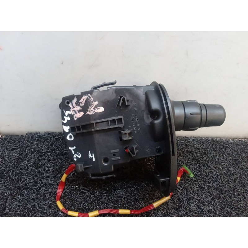 Recambio de mando luces para renault modus confort dynamique referencia OEM IAM 7701057088 2