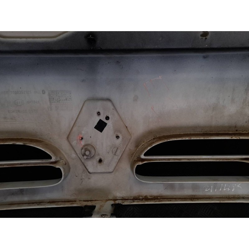 Recambio de rejilla delantera para renault master desde '98 caja cerrada, techo elevado l2h2 rs 3578 referencia OEM IAM - Blanco 2