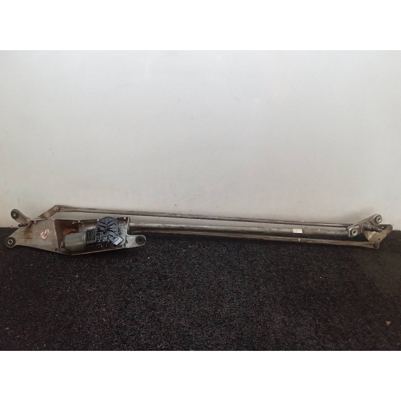 Recambio de motor limpia delantero para renault modus confort dynamique referencia OEM IAM 0390241777  BOSCH
