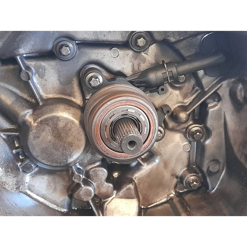 Recambio de caja cambios para nissan almera (n16/e) line up referencia OEM IAM JR5106 2