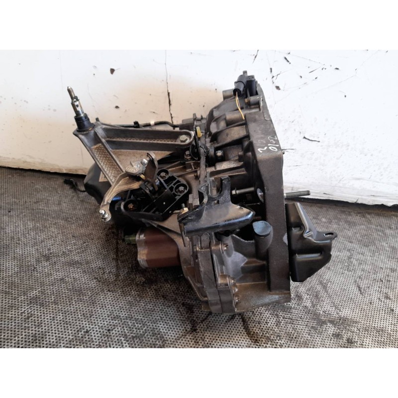 Recambio de caja cambios para nissan almera (n16/e) line up referencia OEM IAM JR5106 6