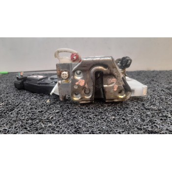 CERRADURA PUERTA DELANTERA IZQUIERDA 