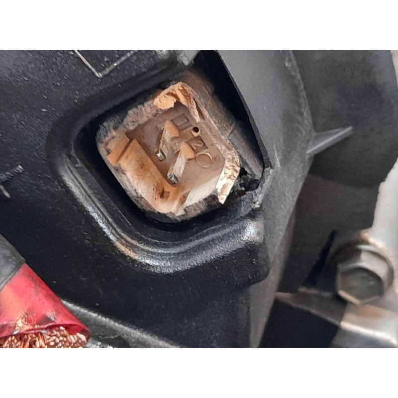 Recambio de alternador para nissan almera (n16/e) line up referencia OEM IAM 4021 SG12B038522 5
